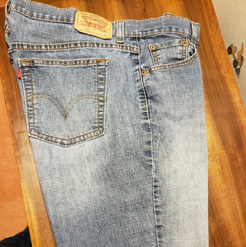 Levi's